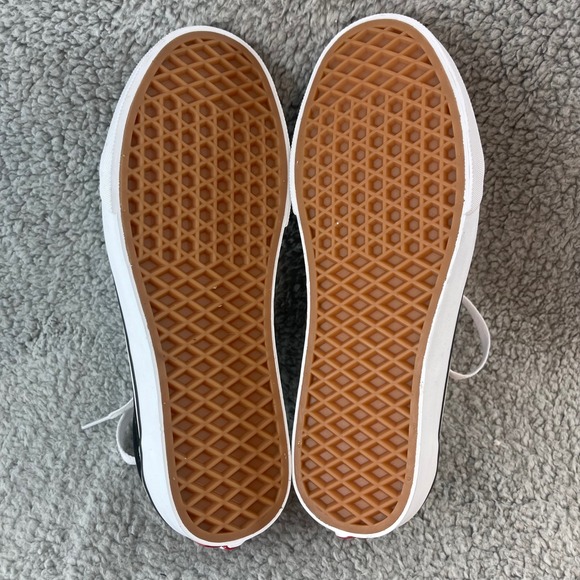 NEW Vans Old Skool Womens size 8.5 Black White Suede Canvas Skate Casual Shoes - Picture 5 of 9